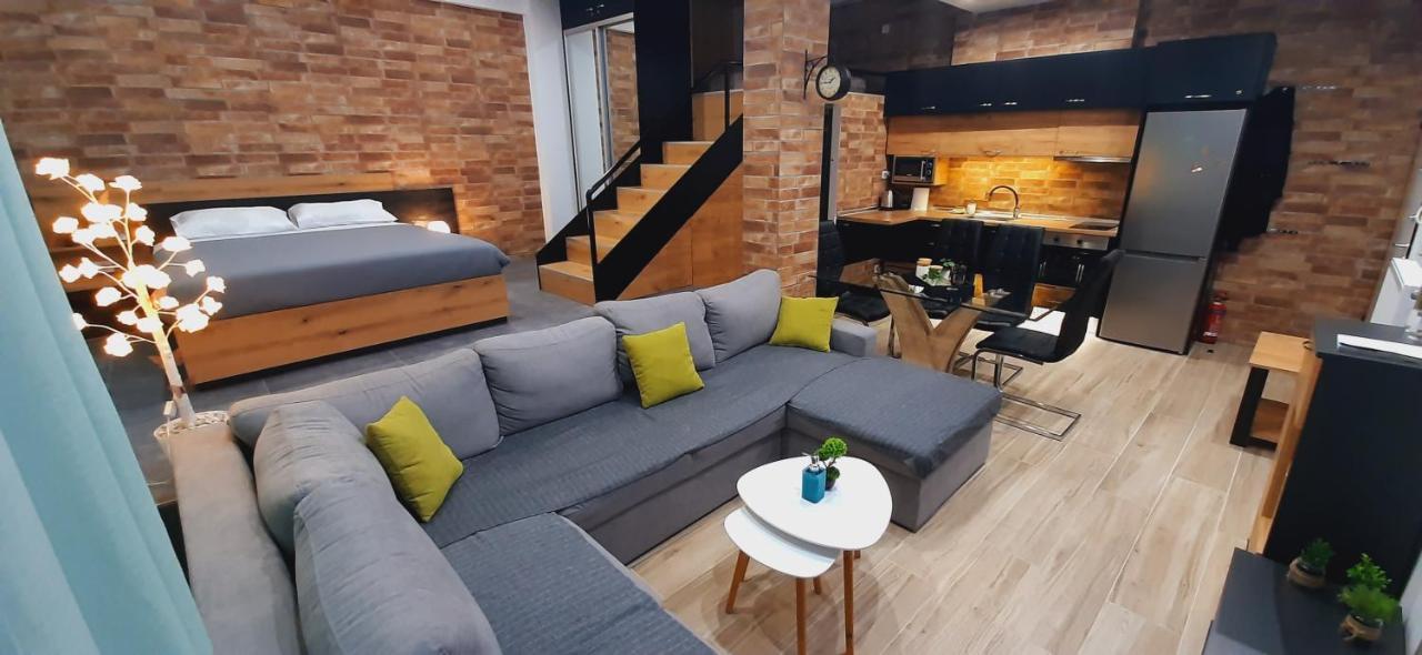 Alexander Apartment Serres Esterno foto