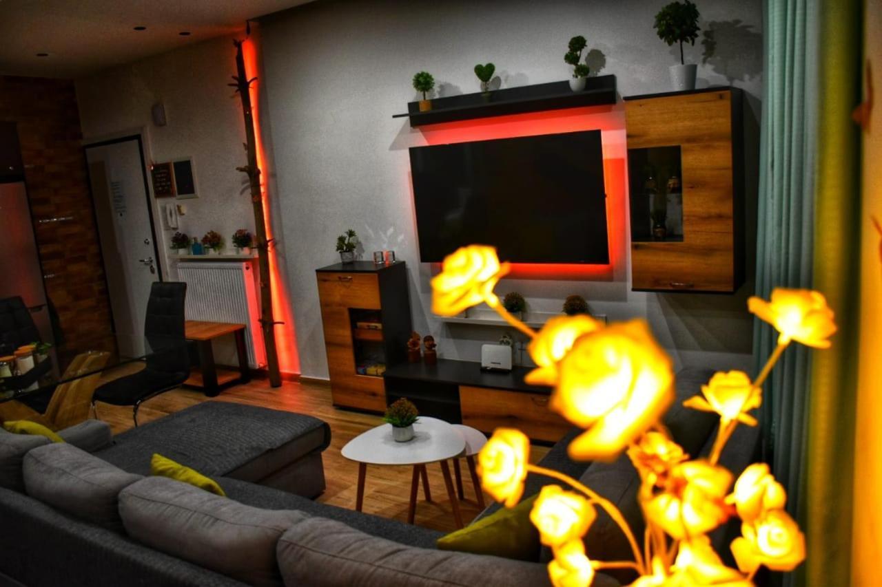Alexander Apartment Serres Esterno foto