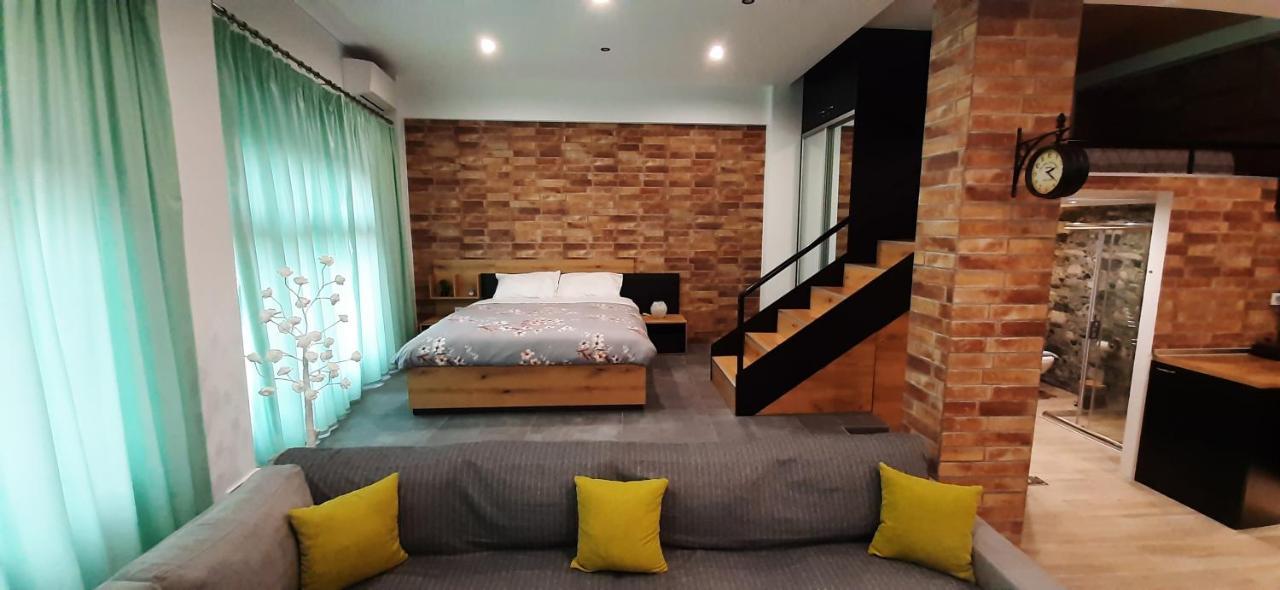 Alexander Apartment Serres Esterno foto
