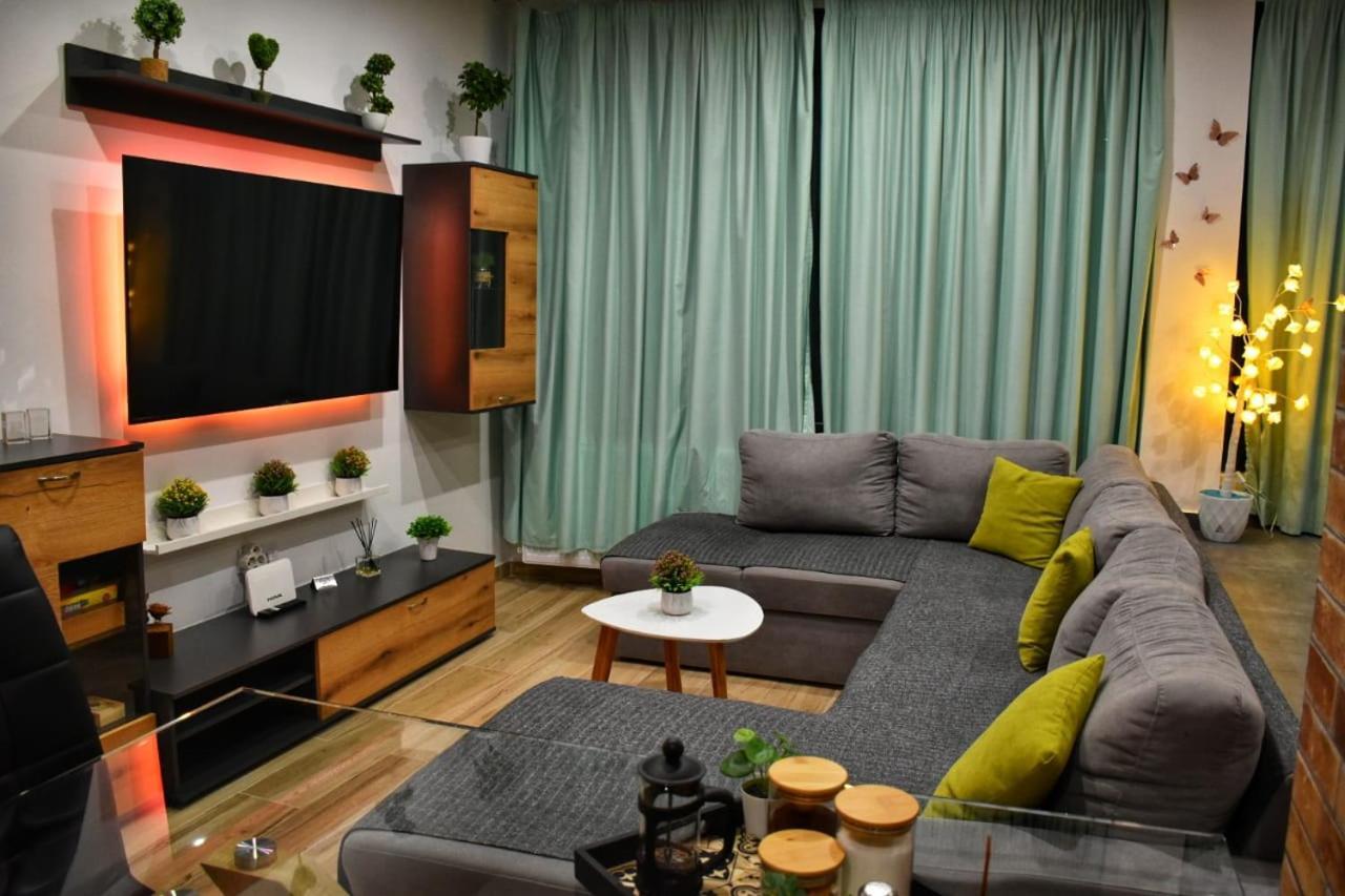 Alexander Apartment Serres Esterno foto