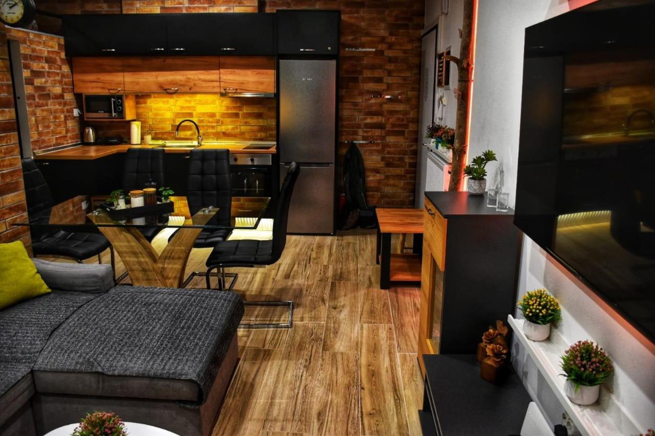 Alexander Apartment Serres Esterno foto